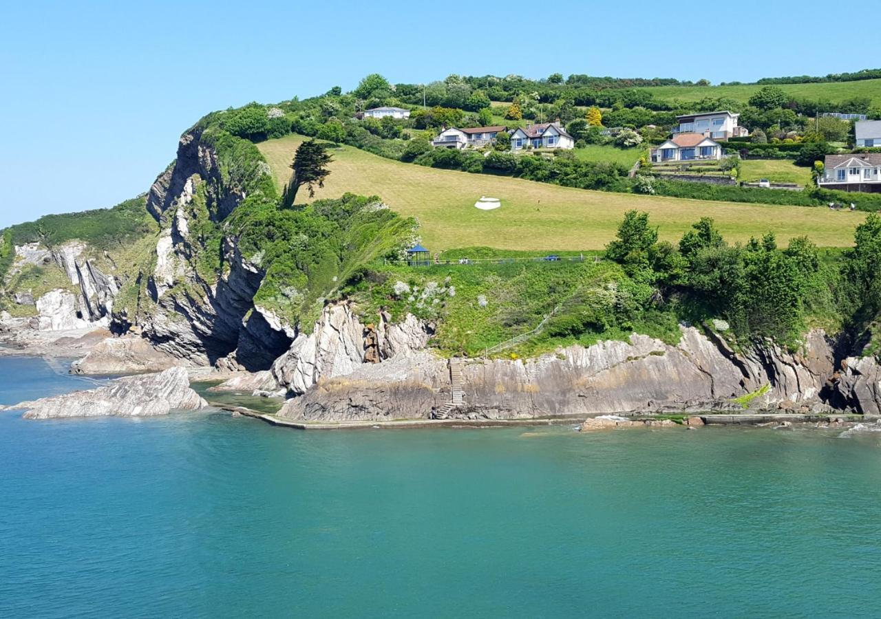 Love Cottage Combe Martin Bagian luar foto